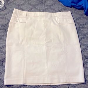 Brand new white skirt